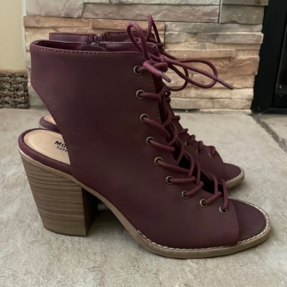 Mossimo supply co peep toe heel
